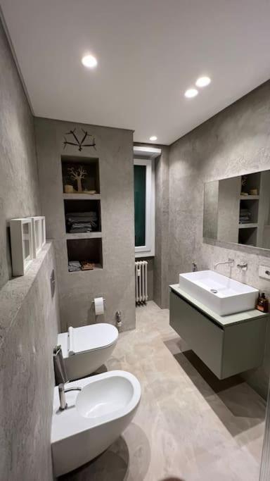 Duca Dei Navigli - Luxury Apartment In Milan Exterior photo